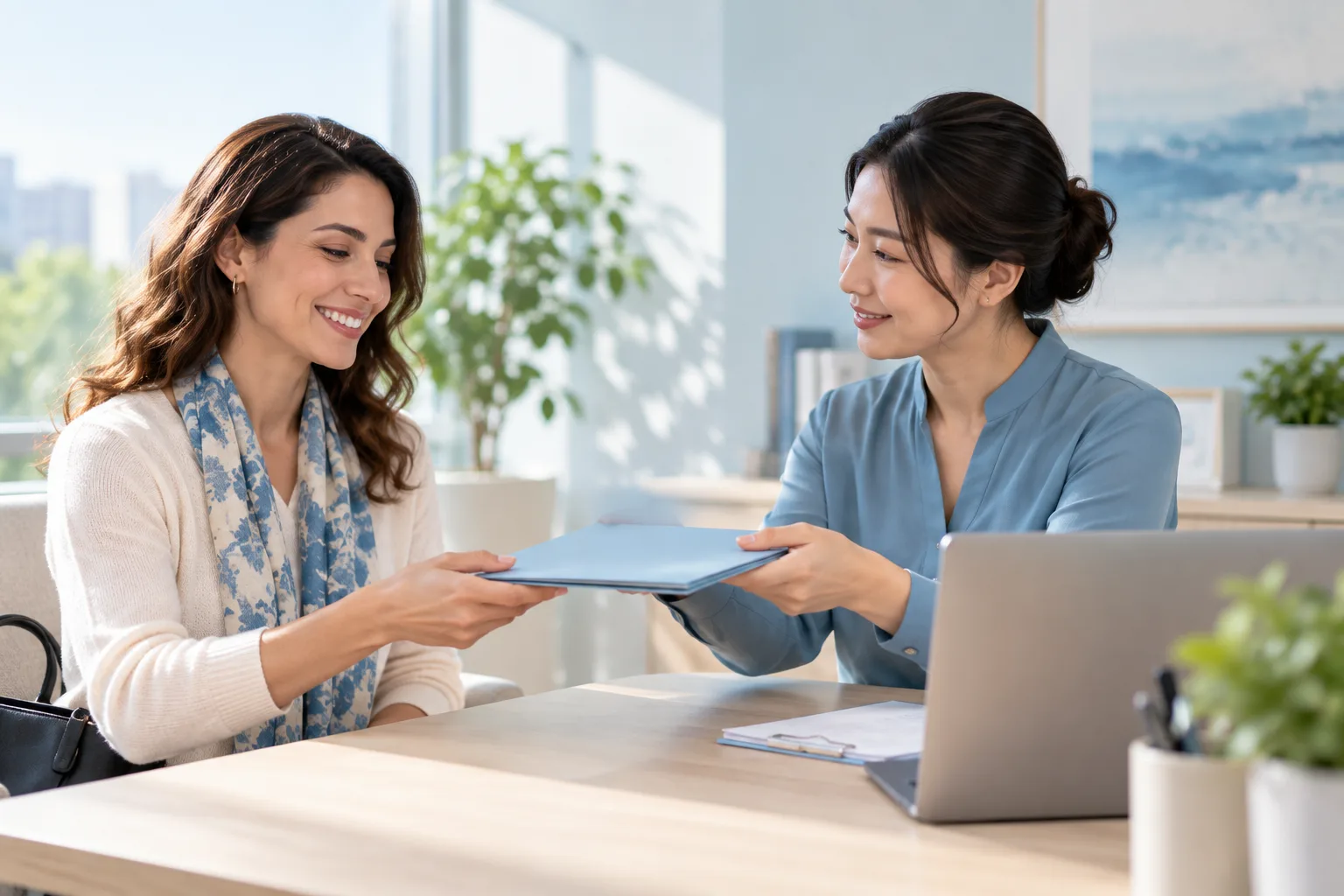 Handover of a document folder to a visitor
